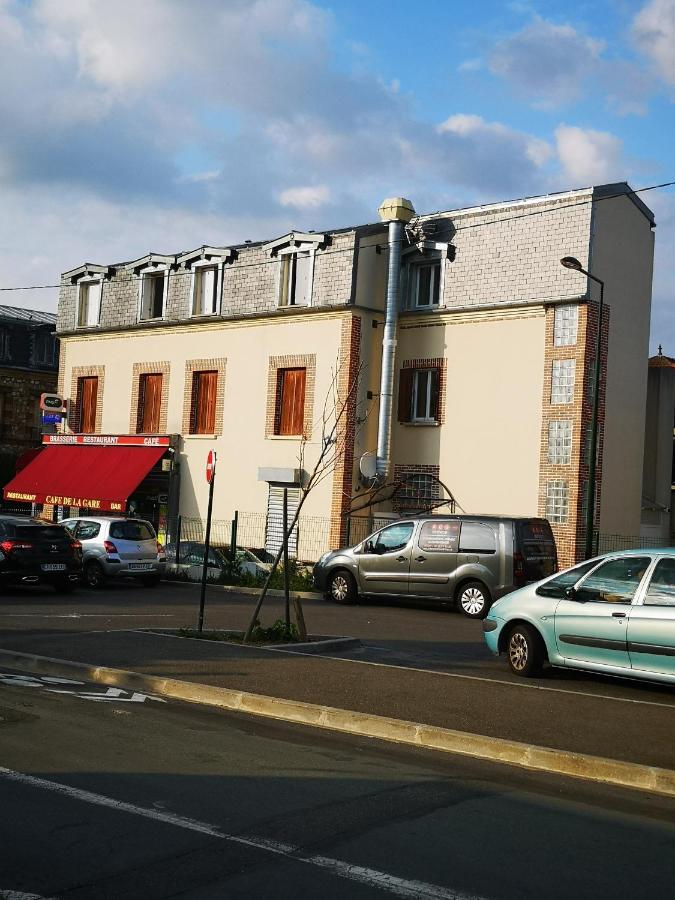 Hotel Café de la Gare Bessancourt Esterno foto