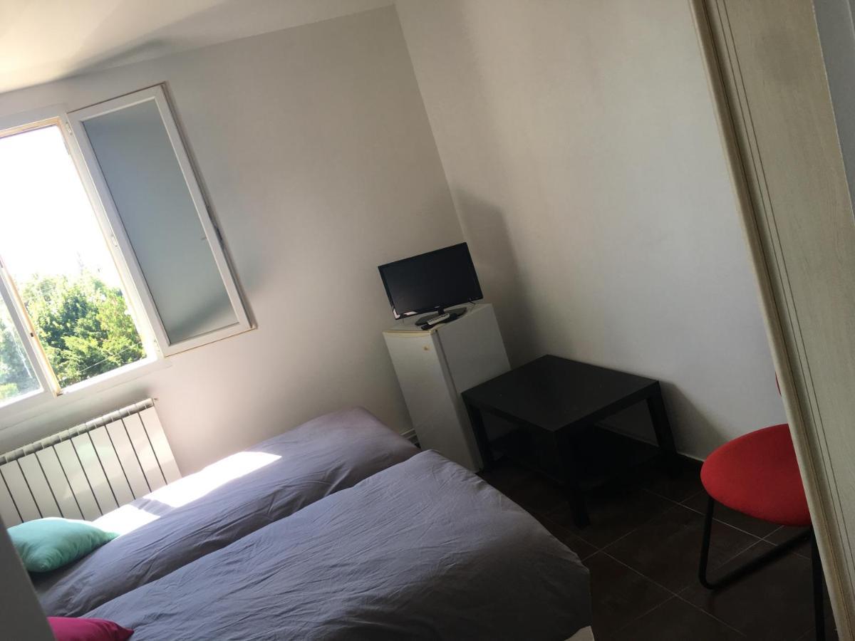 Hotel Café de la Gare Bessancourt Esterno foto